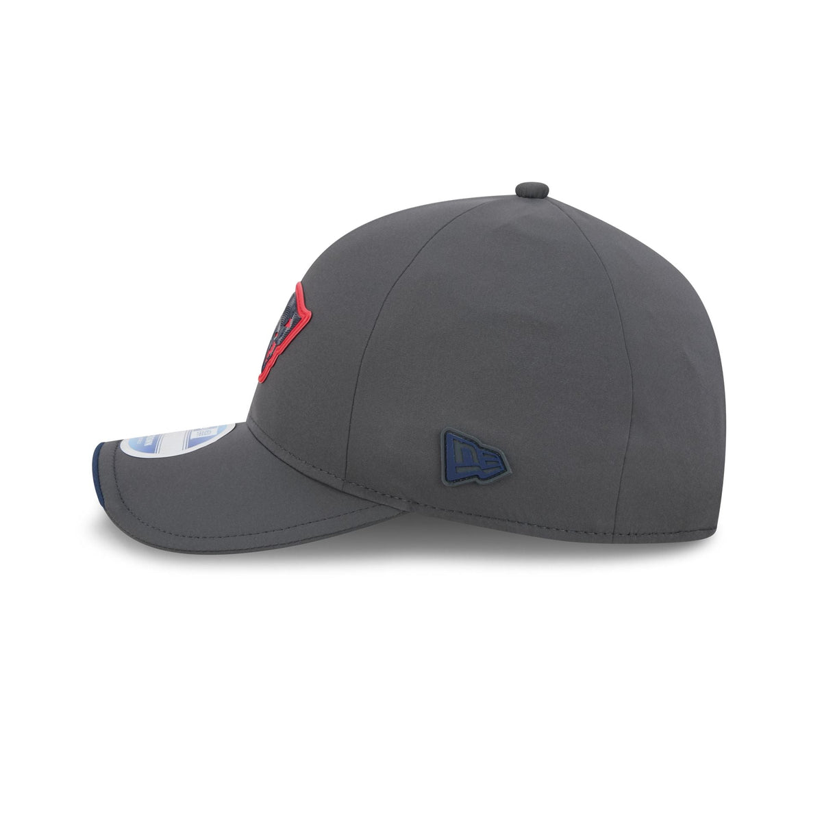 New England Patriots 2026 Sideline Cold Weather 9FORTY M-Crown Snapback Hat