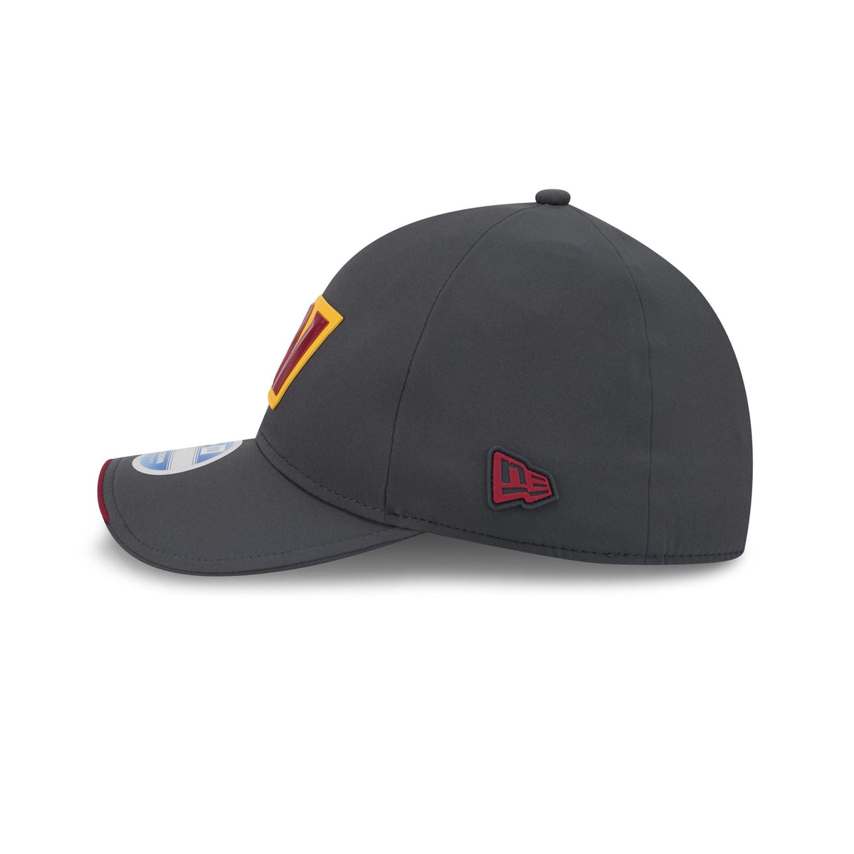Washington Commanders 2026 Sideline Cold Weather 39THIRTY M-Crown Stretch Fit Hat