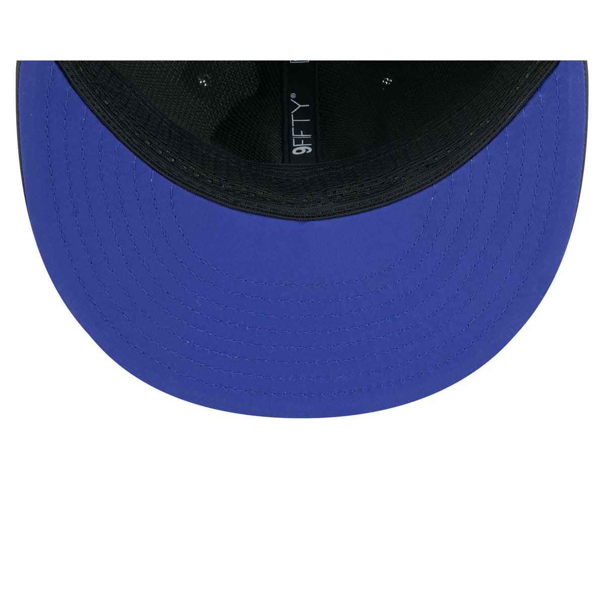 New England Patriots 2026 Sideline Cold Weather Historic 9FIFTY Snapback Hat
