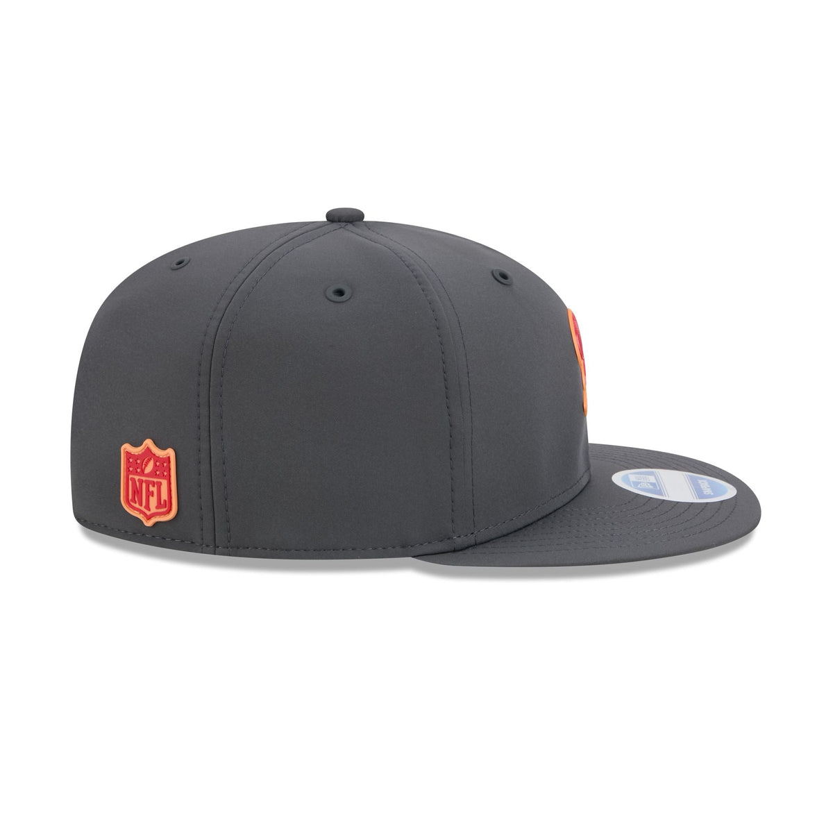 Tampa Bay Buccaneers 2026 Sideline Cold Weather Historic 9FIFTY Snapback Hat