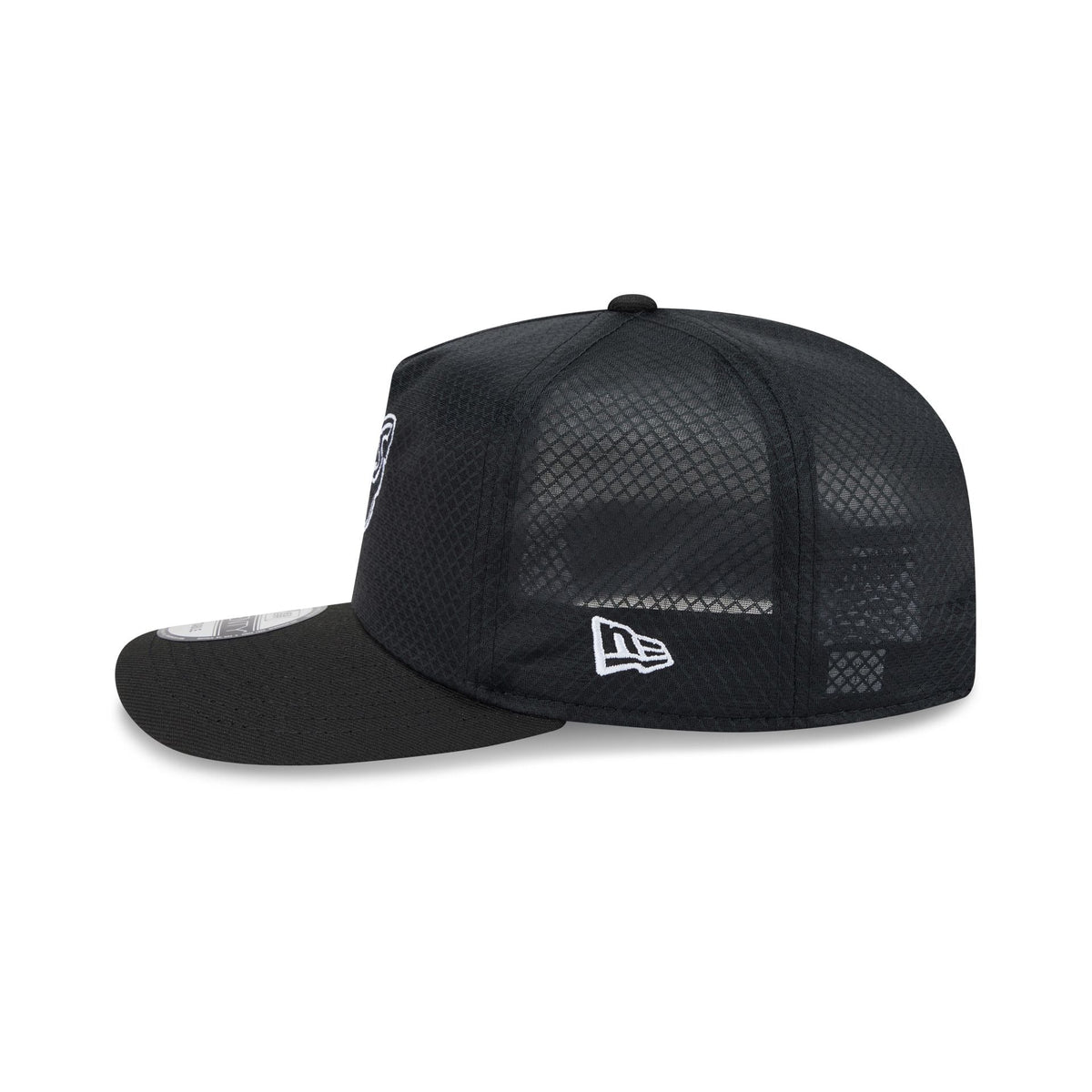 Seattle SuperSonics Black & White Mesh 19TWENTY Trucker Hat