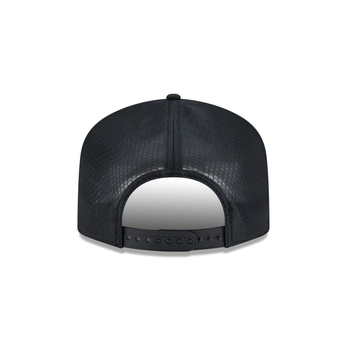 Vancouver Grizzlies Black & White Mesh 19TWENTY Trucker Hat