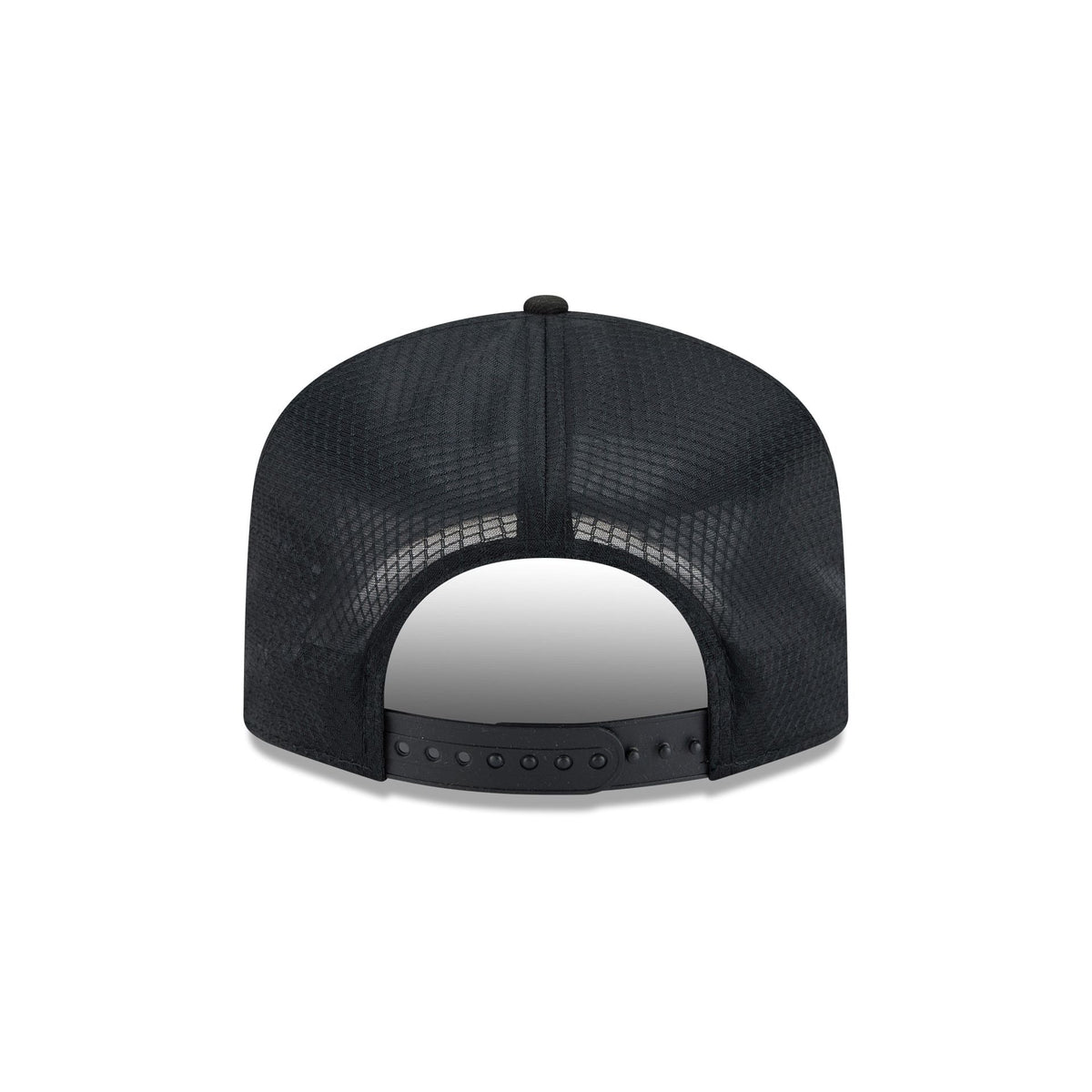 Boston Celtics Black & White Mesh 19TWENTY Trucker Hat
