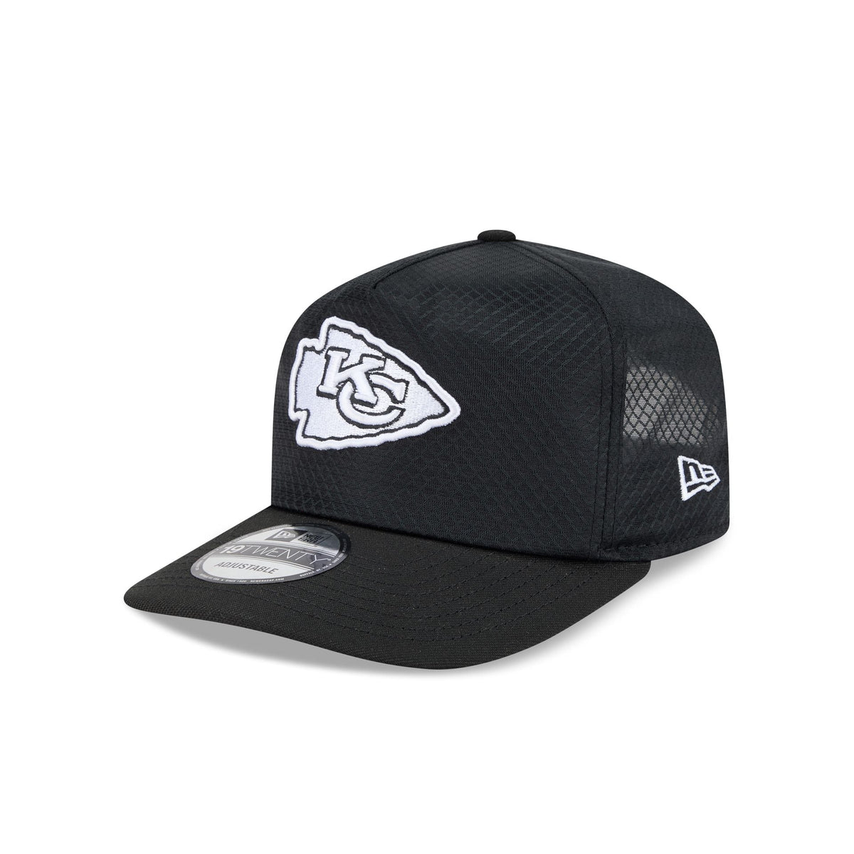 Kansas City Chiefs Black & White Mesh 19TWENTY Trucker Hat