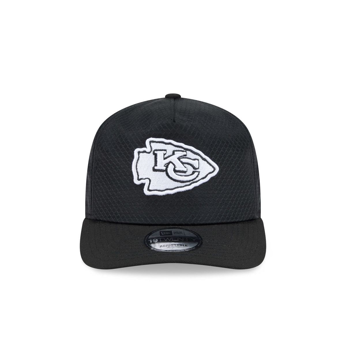 Kansas City Chiefs Black & White Mesh 19TWENTY Trucker Hat