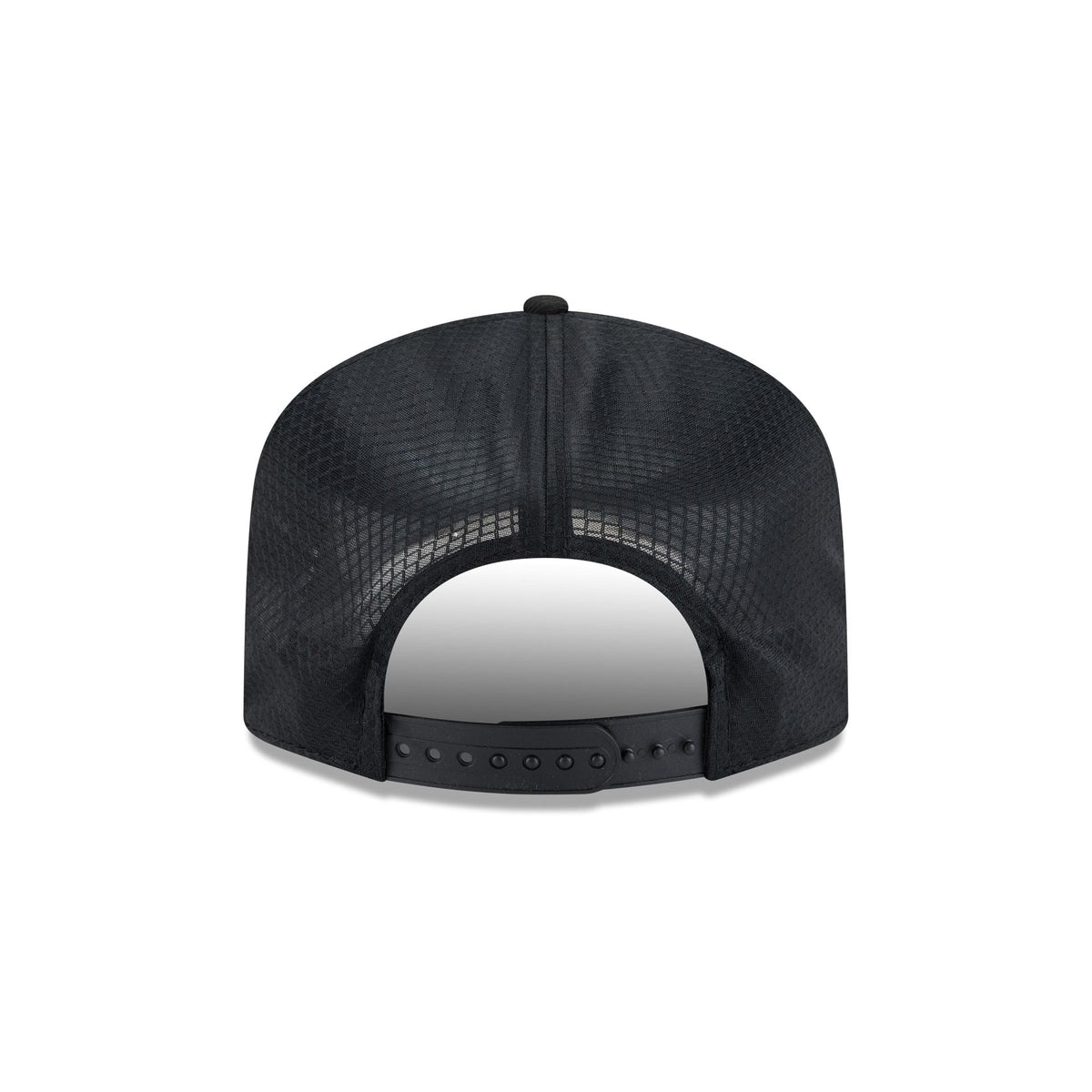 Atlanta Braves Black & White Mesh 19TWENTY Trucker Hat