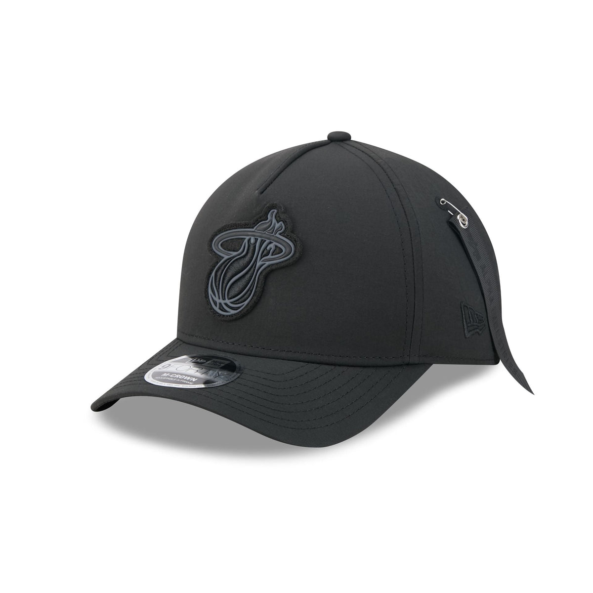 Alpha Industries x Miami Heat Nylon Black 9FORTY M-Crown A-Frame Snapback Hat