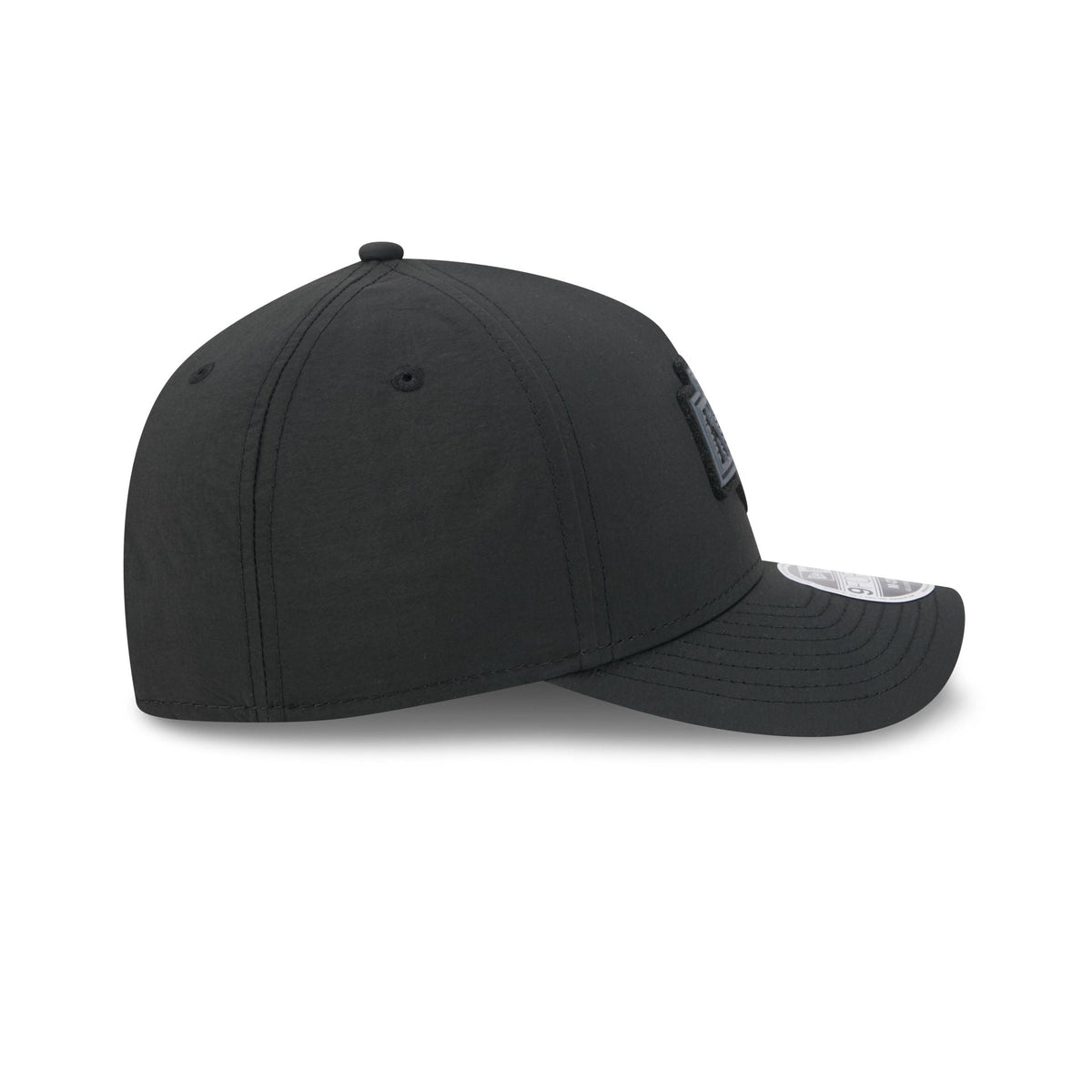 Alpha Industries x Los Angeles Kings Nylon Black 9FORTY M-Crown A-Frame Snapback Hat