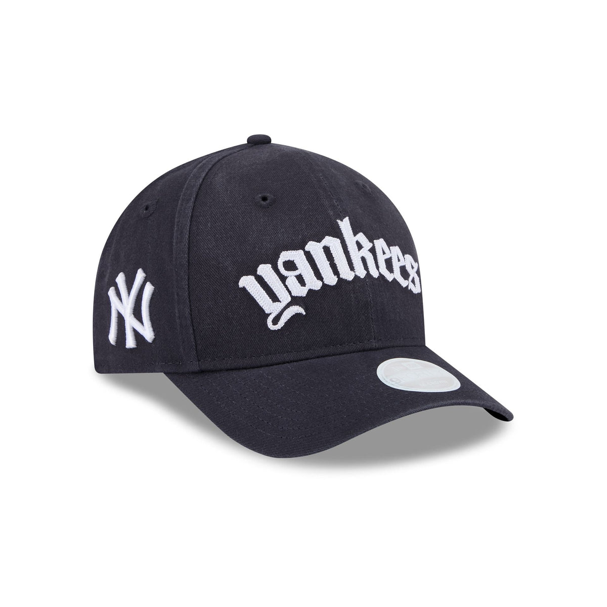 New York Yankees Gothic Font Women's 9FORTY M-Crown Snapback Hat