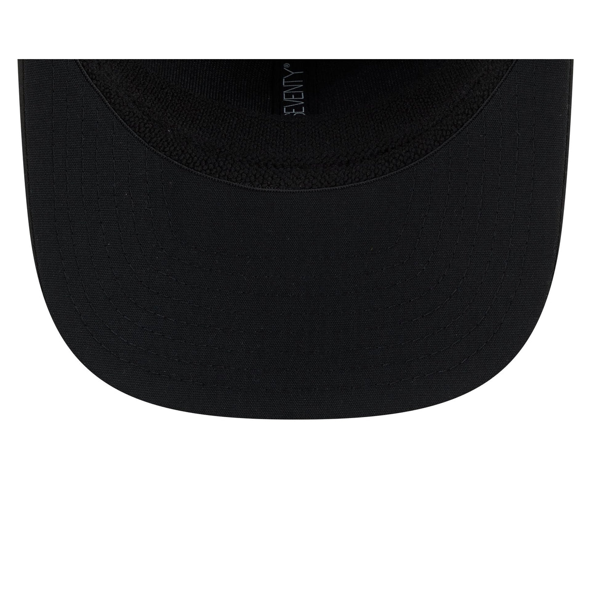 Arizona Cardinals 2026 Salute to Service 9SEVENTY Stretch-Snap Hat