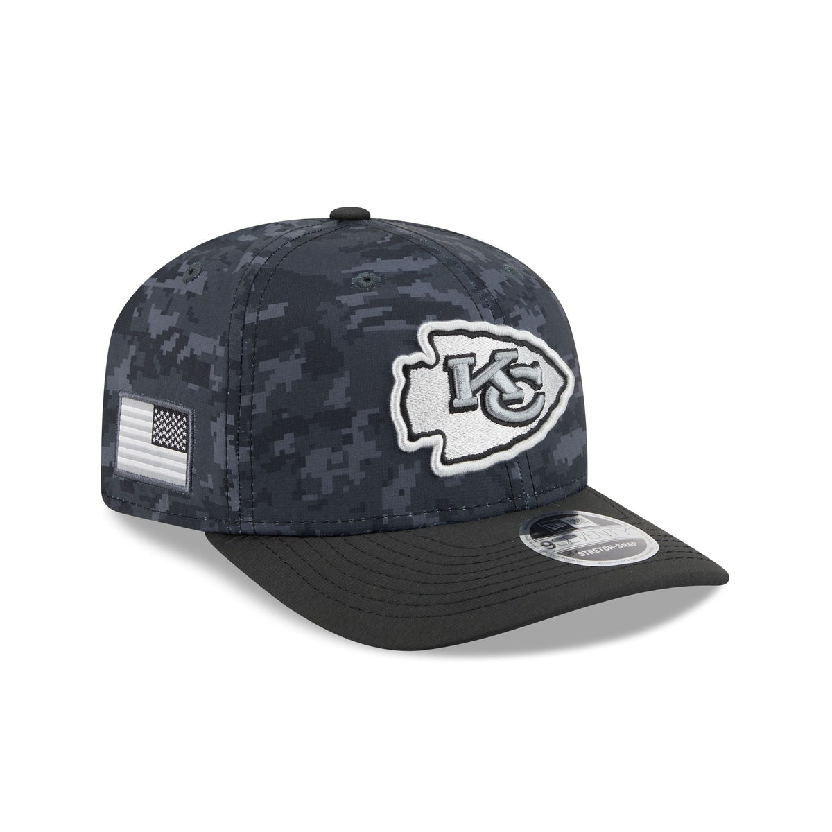 Kansas City Chiefs 2026 Salute to Service 9SEVENTY Stretch-Snap Hat