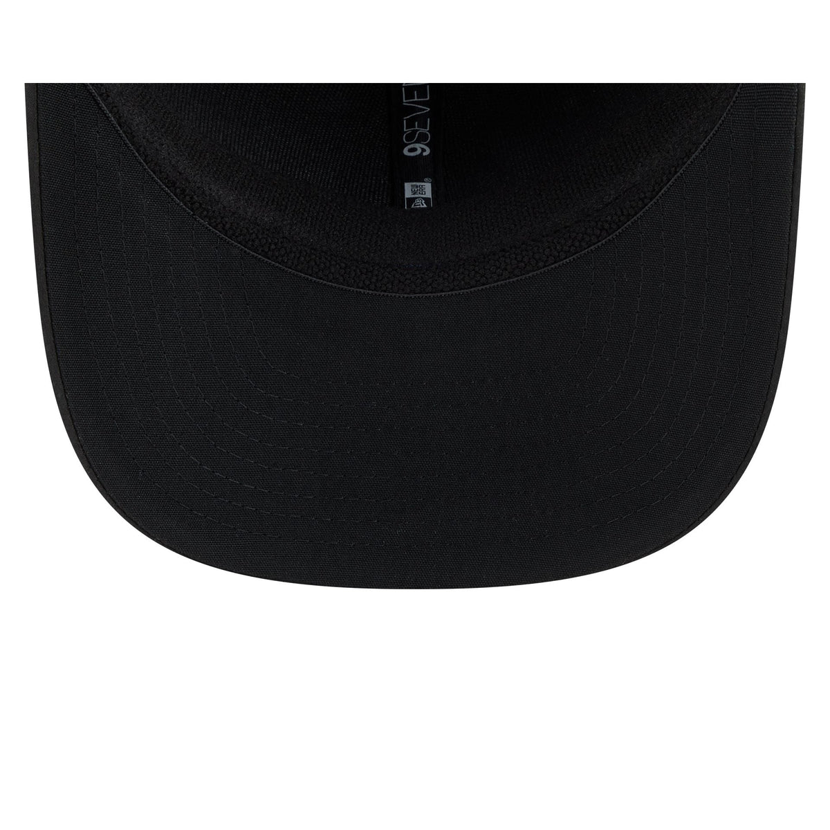 Pittsburgh Steelers 2026 Salute to Service 9SEVENTY Stretch-Snap Hat