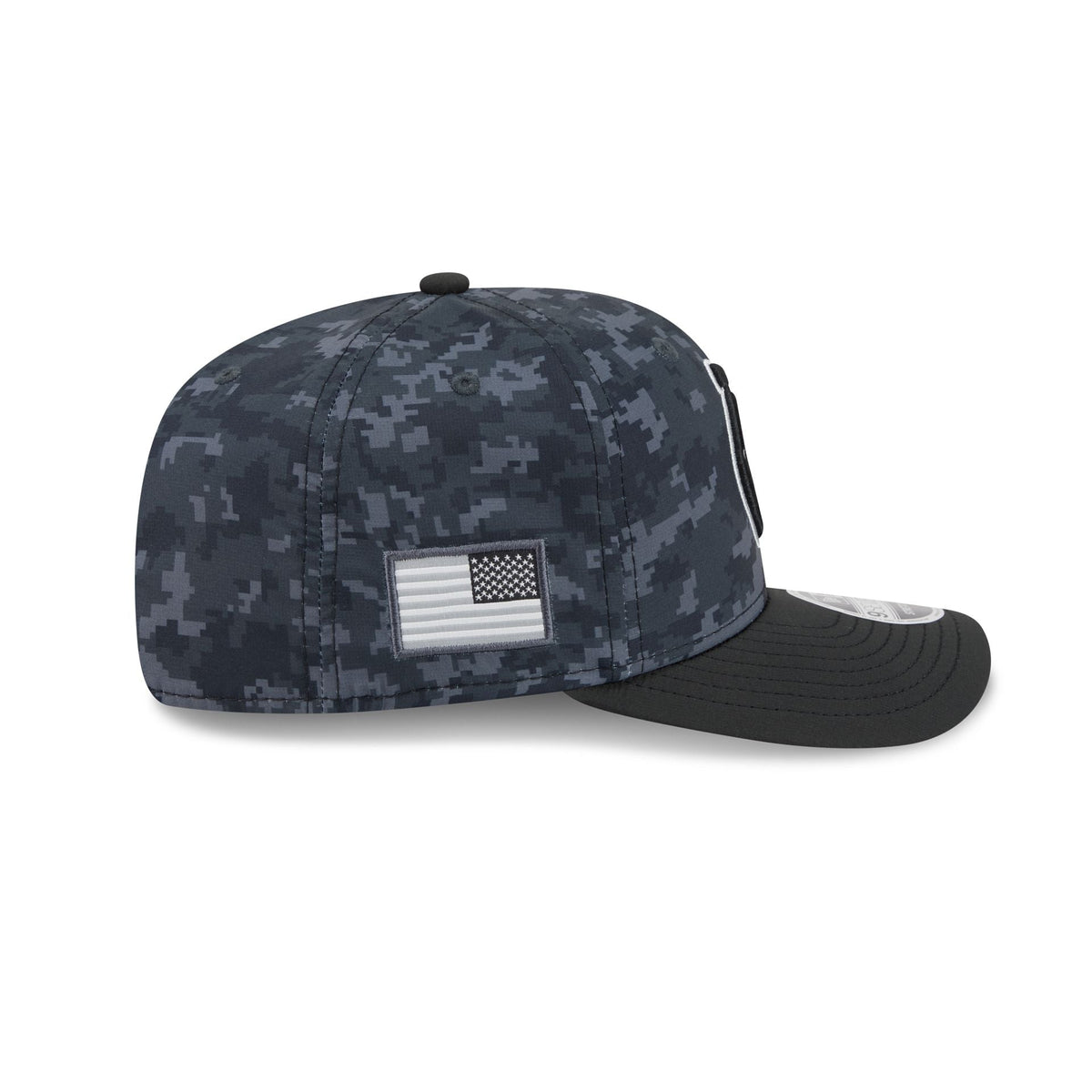 Indianapolis Colts 2026 Salute to Service 9SEVENTY Stretch-Snap Hat