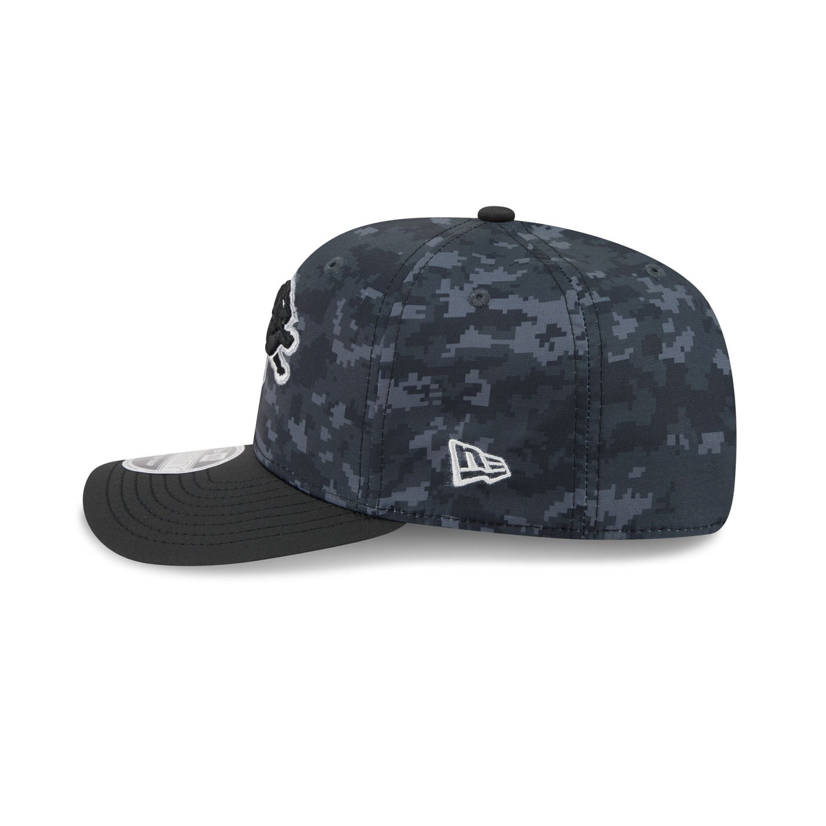 Detroit Lions 2026 Salute to Service 9SEVENTY Stretch-Snap Hat