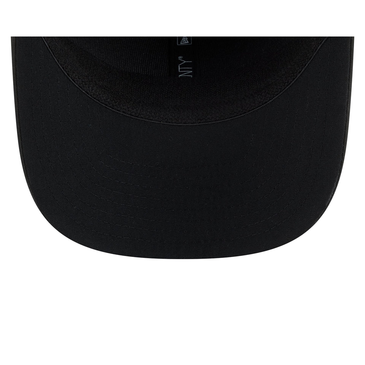 Denver Broncos 2026 Salute to Service 9SEVENTY Stretch-Snap Hat