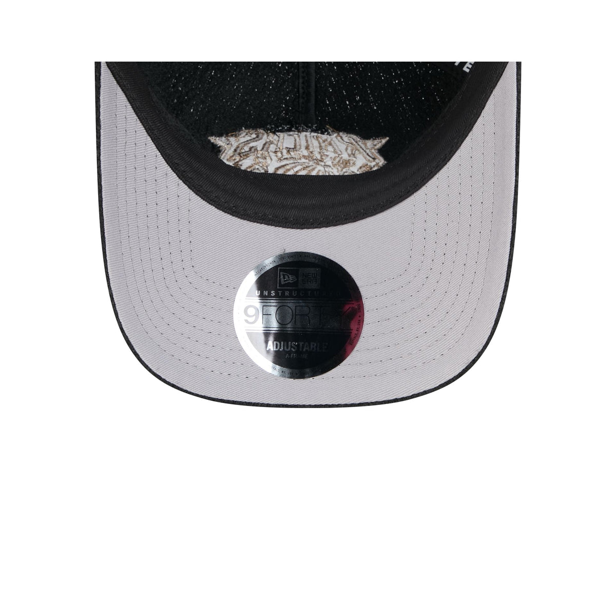 New York Knicks Camo Logo Boucle 9FORTY A-Frame Unstructured Snapback Hat