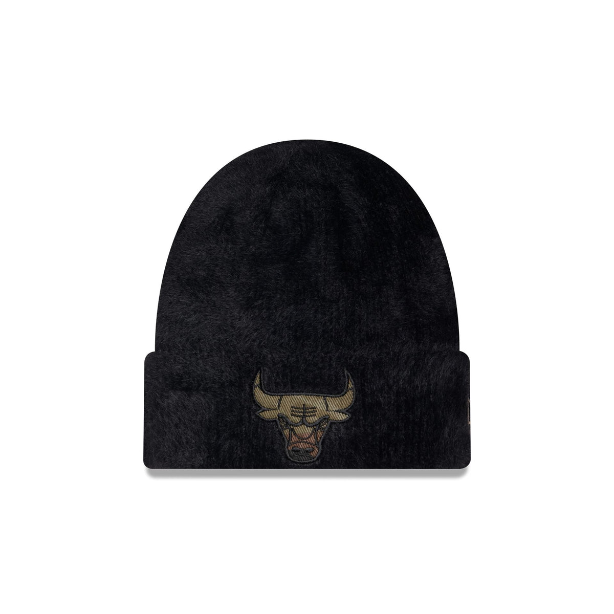 Chicago Bulls Camo Logo Fuzzy Cuff Knit Beanie Hat