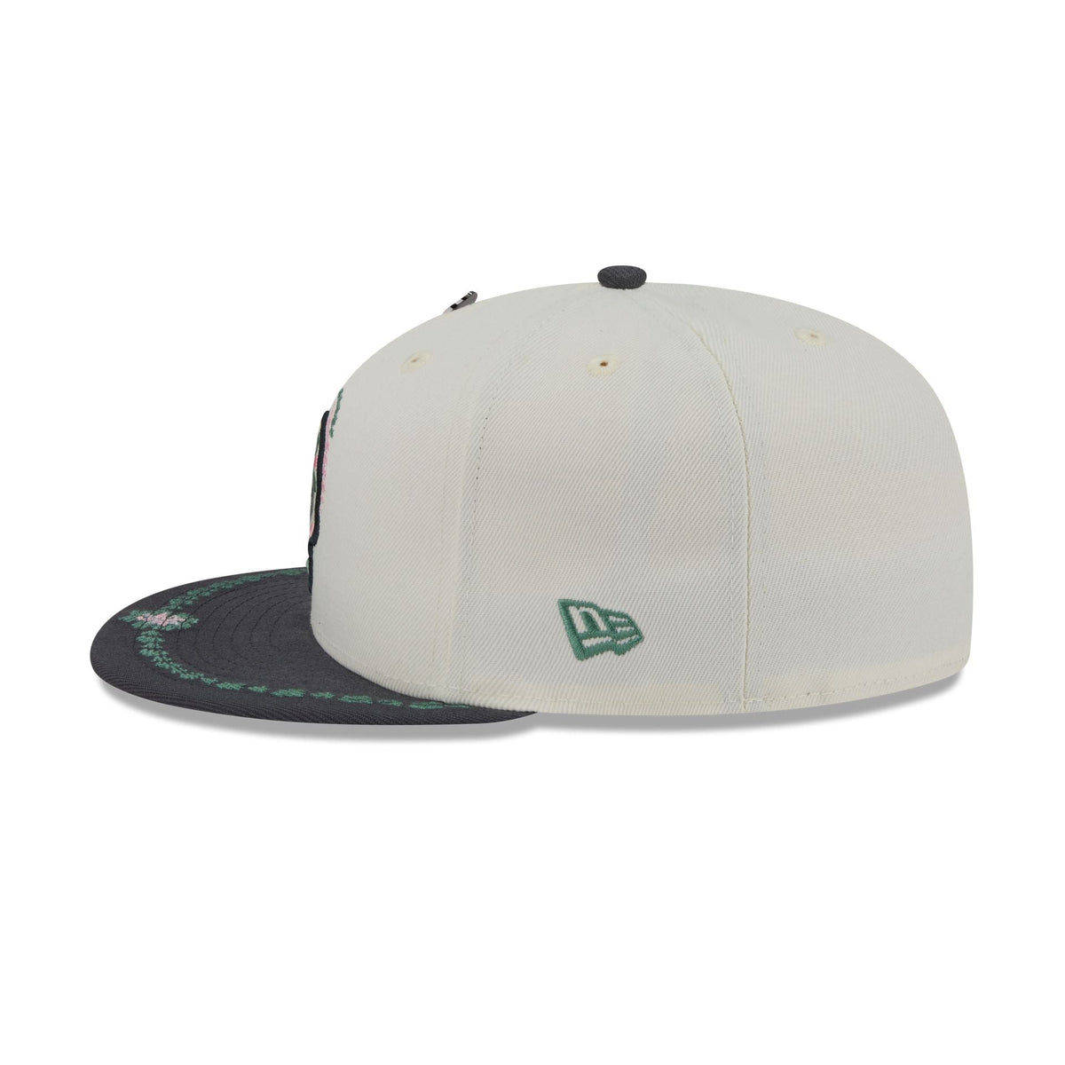 Las Vegas Raiders Day of the Dead Chrome White 59FIFTY Fitted Hat