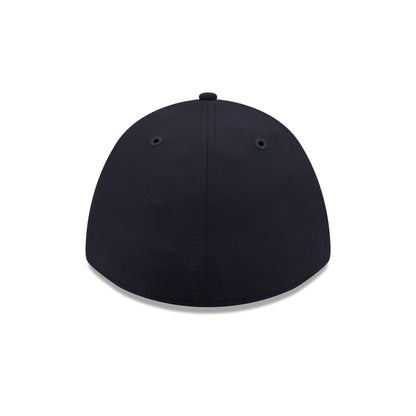 Notre Dame Fighting Irish Stadium Ready 39THIRTY M-Crown Stretch Fit Hat