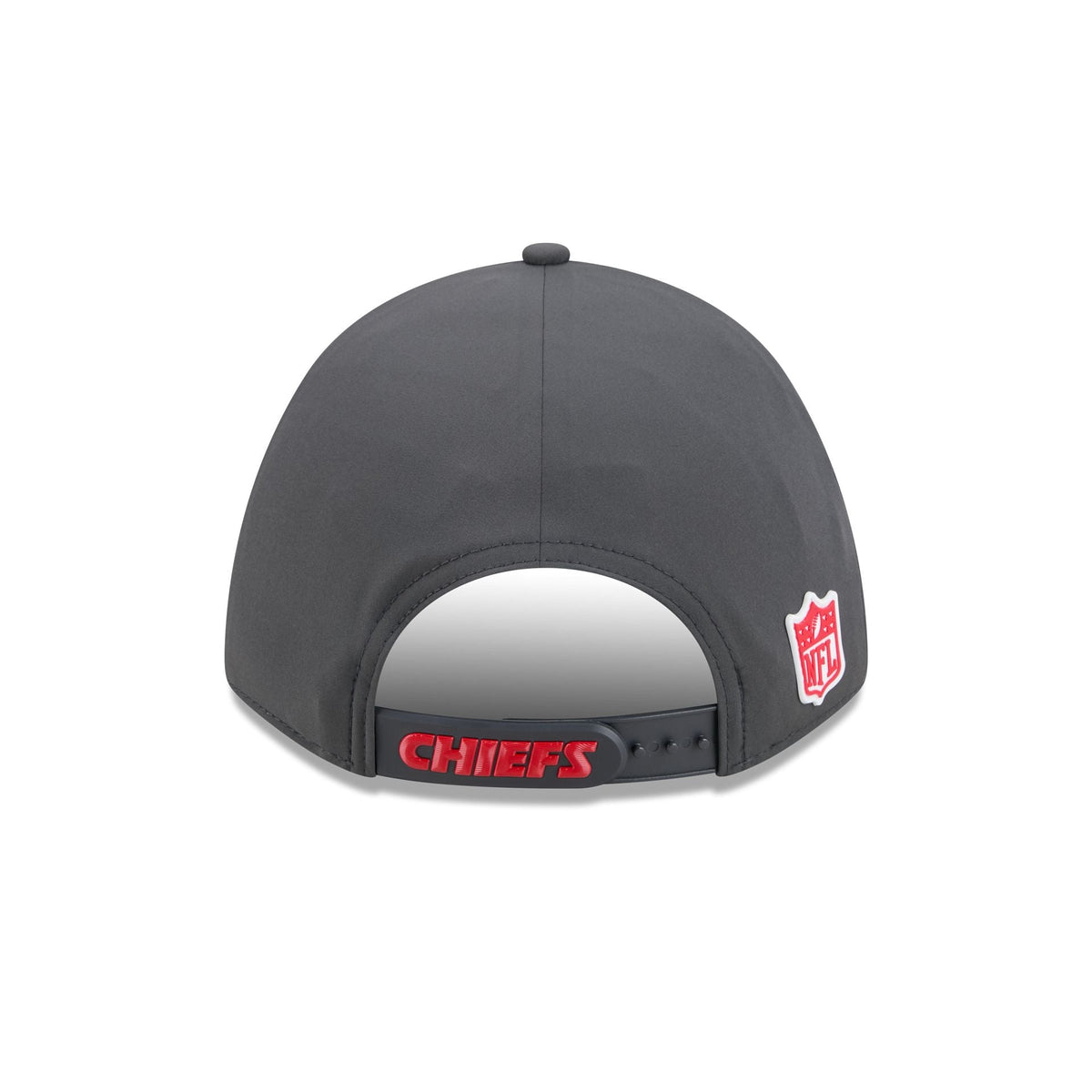 Kansas City Chiefs 2026 Sideline Cold Weather 9FORTY M-Crown Snapback Hat