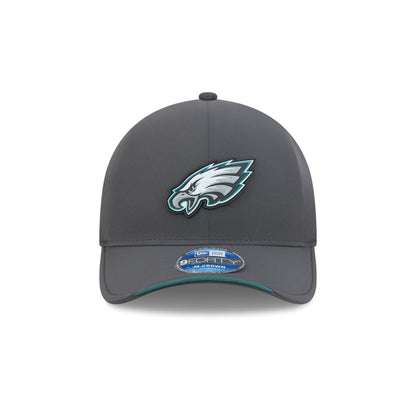 Philadelphia Eagles 2026 Sideline Cold Weather 9FORTY M-Crown Snapback Hat