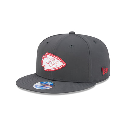 Kansas City Chiefs 2026 Sideline Cold Weather 9FIFTY Snapback Hat