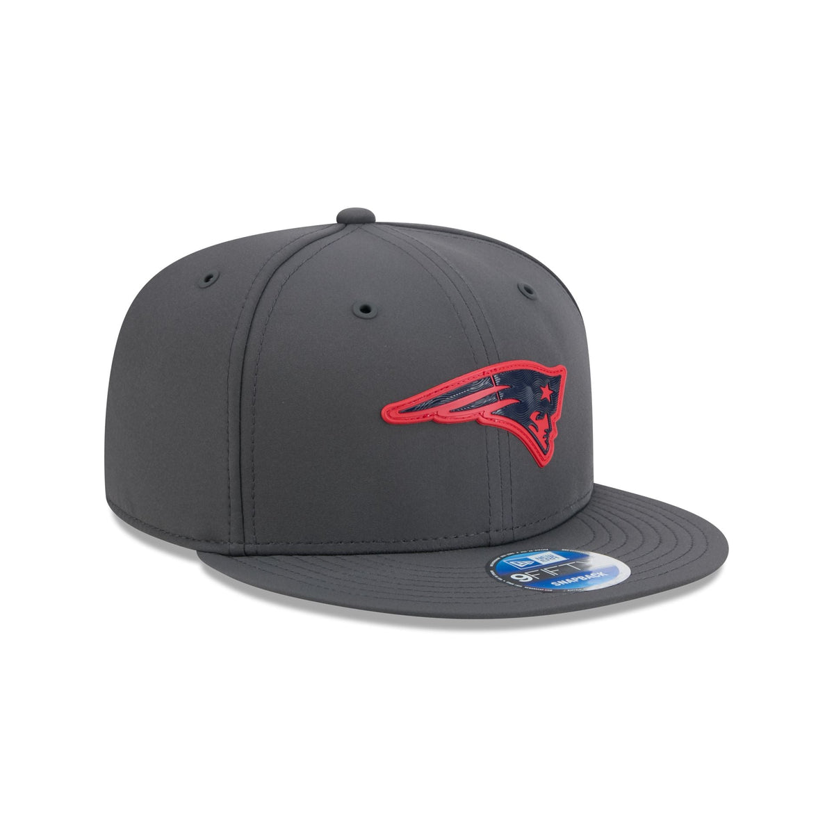 New England Patriots 2026 Sideline Cold Weather 9FIFTY Snapback Hat