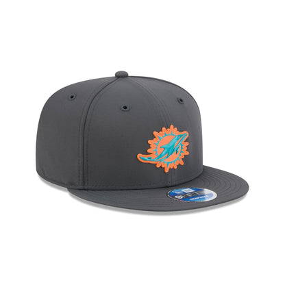 Miami Dolphins 2026 Sideline Cold Weather 9FIFTY Snapback Hat