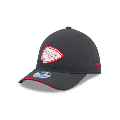 Kansas City Chiefs 2026 Sideline Cold Weather 39THIRTY M-Crown Stretch Fit Hat