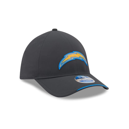 Los Angeles Chargers 2026 Sideline Cold Weather 39THIRTY M-Crown Stretch Fit Hat