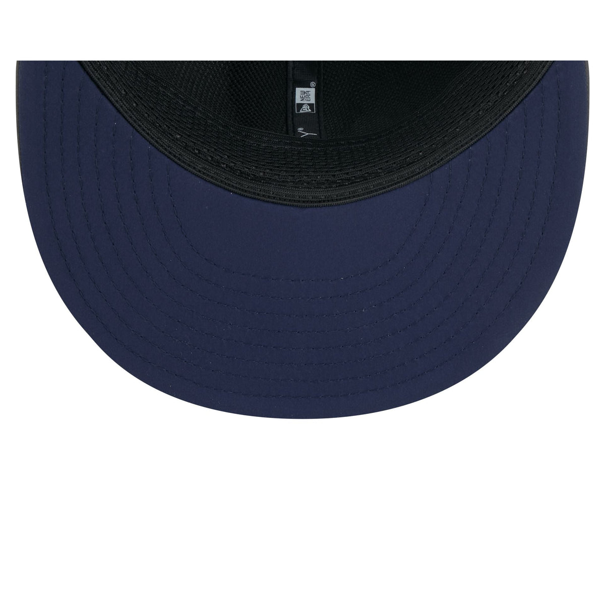 New York Giants 2026 Sideline Cold Weather Historic 9FIFTY Snapback Hat