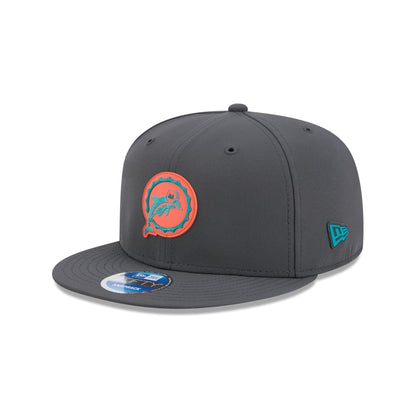 Miami Dolphins 2026 Sideline Cold Weather Historic 9FIFTY Snapback Hat