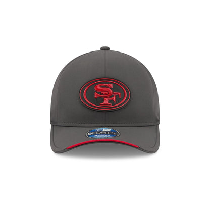 San Francisco 49ers 2026 Sideline Cold Weather 9FORTY M-Crown Snapback Hat