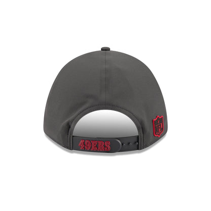 San Francisco 49ers 2026 Sideline Cold Weather 9FORTY M-Crown Snapback Hat