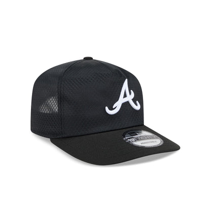 Atlanta Braves Black & White Mesh 19TWENTY Trucker Hat