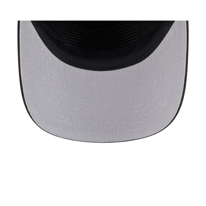 Chicago Cubs Black & White Mesh 19TWENTY Trucker Hat