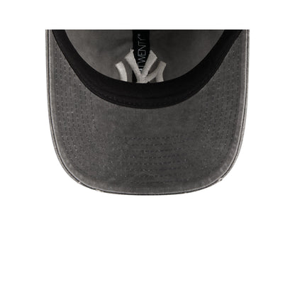New York Yankees Washed Black Cotton 9TWENTY Adjustable Hat