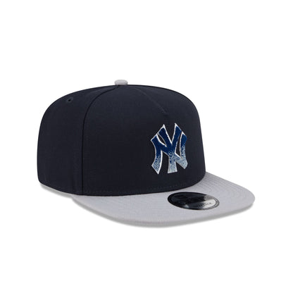 New York Yankees Fade Logo 9FIFTY A-Frame Snapback Hat