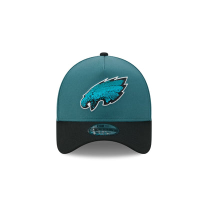 Philadelphia Eagles Fade Logo 9FORTY A-Frame Snapback Hat