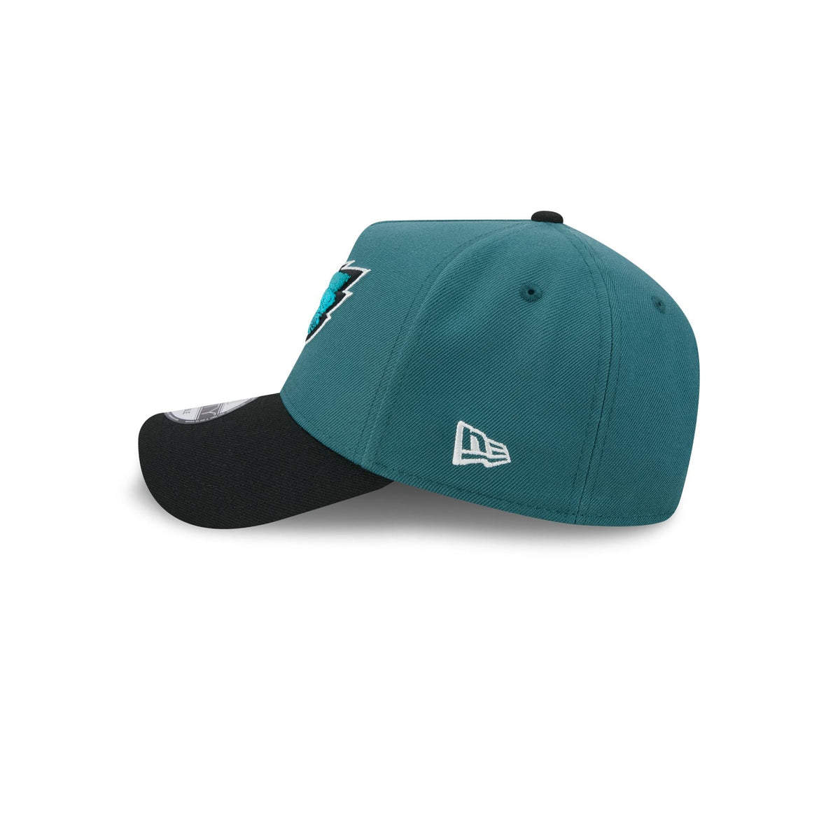 Philadelphia Eagles Fade Logo 9FORTY A-Frame Snapback Hat