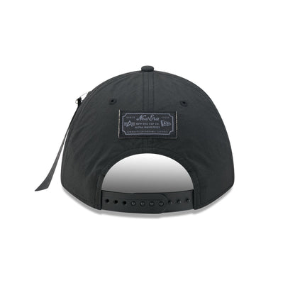 Alpha Industries x New York Knicks Nylon Black 9FORTY M-Crown A-Frame Snapback Hat