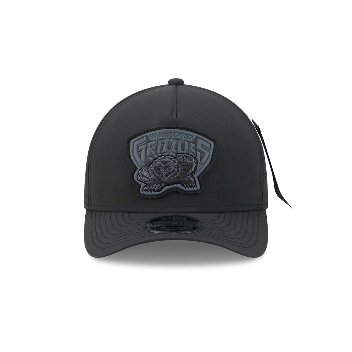 Alpha Industries x Vancouver Grizzlies Nylon Black 9FORTY M-Crown A-Frame Snapback Hat