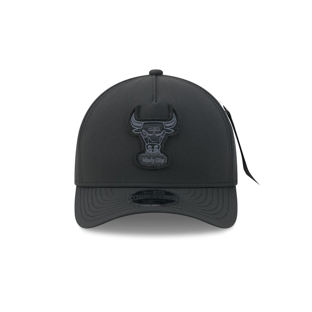 Alpha Industries x Chicago Bulls Nylon Black 9FORTY M-Crown A-Frame Snapback Hat