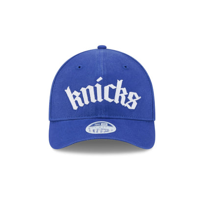 New York Knicks Gothic Font Women's 9FORTY M-Crown Snapback Hat