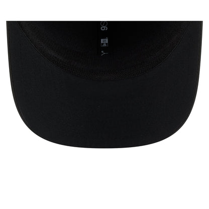 Kansas City Chiefs 2026 Salute to Service 9SEVENTY Stretch-Snap Hat