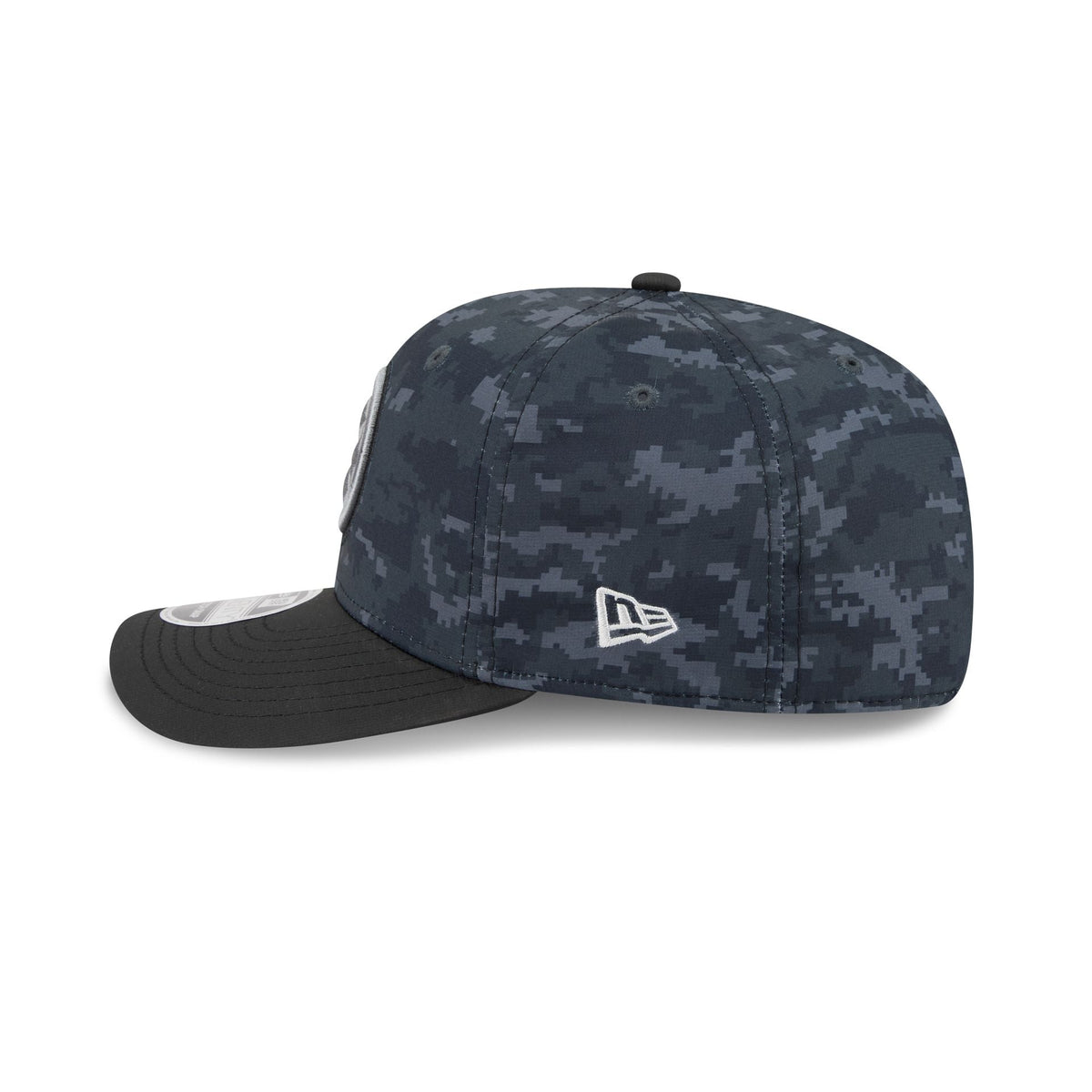 Pittsburgh Steelers 2026 Salute to Service 9SEVENTY Stretch-Snap Hat