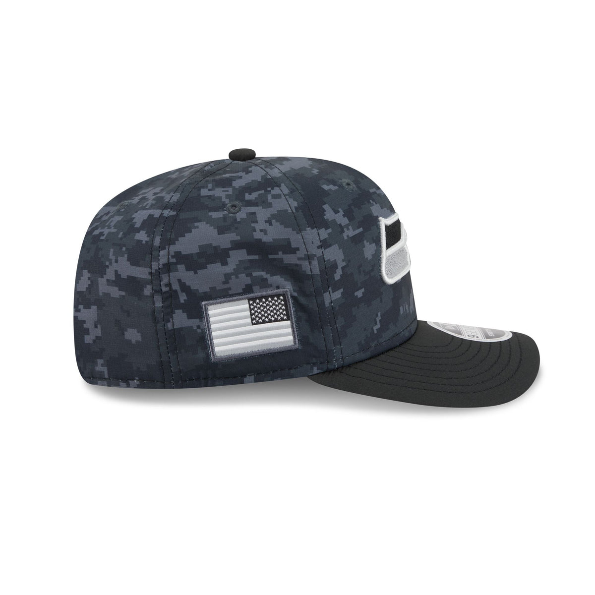 Seattle Seahawks 2026 Salute to Service 9SEVENTY Stretch-Snap Hat