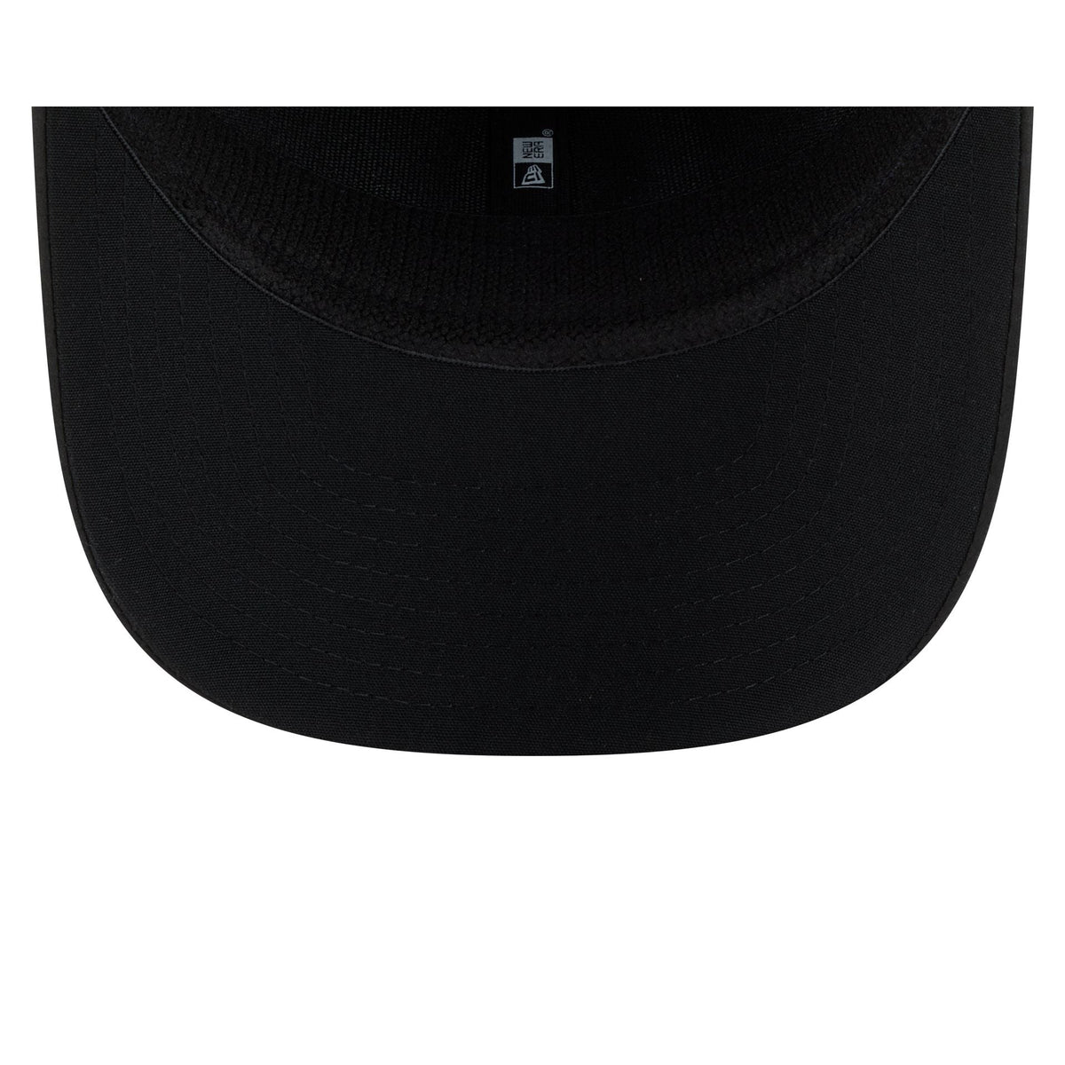 Indianapolis Colts 2026 Salute to Service 9SEVENTY Stretch-Snap Hat