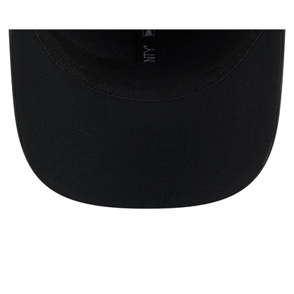Denver Broncos 2026 Salute to Service 9SEVENTY Stretch-Snap Hat