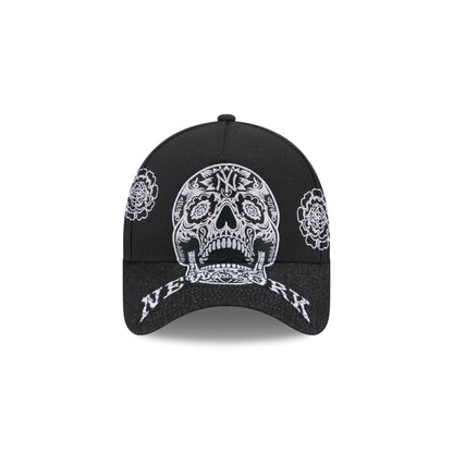 New York Yankees Day of the Dead Skull 9FORTY A-Frame Snapback Hat
